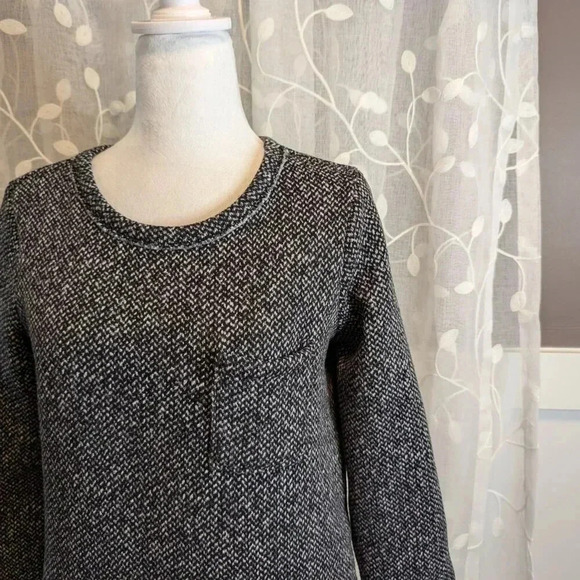 Gap Black/White Tweed Pattern Dress, Fleece feel inside, Size S - Picture 2 of 7